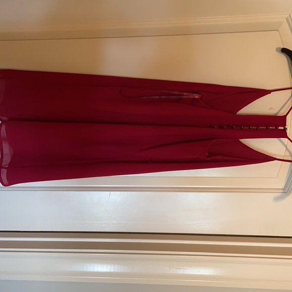 Red Short dress - Picture 2 of 3